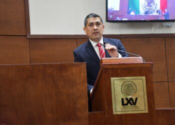 La nueva Ley del Notariado elimina contrapesos y muestra el avasallamiento de Morena: Peña