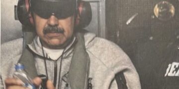 USA invade Venezuela y captura a Maduro y a su esposa