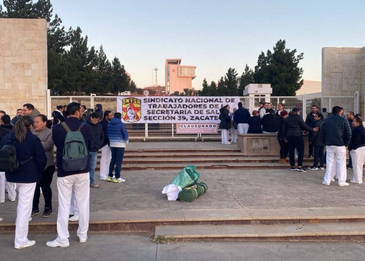 Sindicato de Salud empieza el 2026 con toma de Ciudad Administrativa