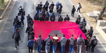 Estudiantes de la normal rural Matías Ramos conmemoran represión