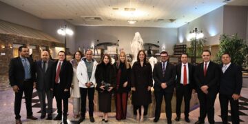 Capitaliza Pepe Saldívar mezcla de recursos migrantes para escuelas