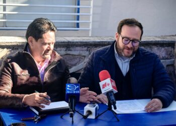 Miente Gabriela Pinedo, no hay director ni comisión de directivos en CAMZAC: docentes