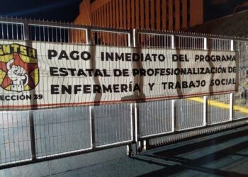 Gobierno sigue sin pagar adeudos a trabajadores de Sector Salud; mantienen paro en Sefin
