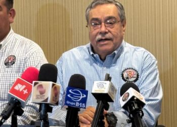 La reforma laboral afecta horas extras y fondos de vivienda, afirma líder minero