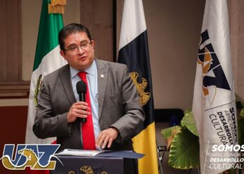 Rechazan universitarias la intención del ex rector Rubén Ibarra de reincorporarse a la UAZ