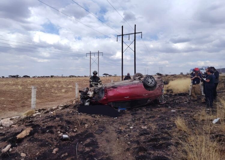 Muere mujer en accidente automovilístico en carretera a Trancoso