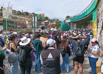 60 observadoras de la CDHEZ acompañaron la marcha del 8M