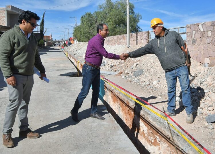 Instalan red de drenaje sanitario en la comunidad de San Jerónimo; se mejora calidad de vida