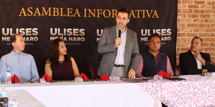 Necesario vincular la academia con sector productivo, concluyen Ulises Mejía e investigadores UAZ