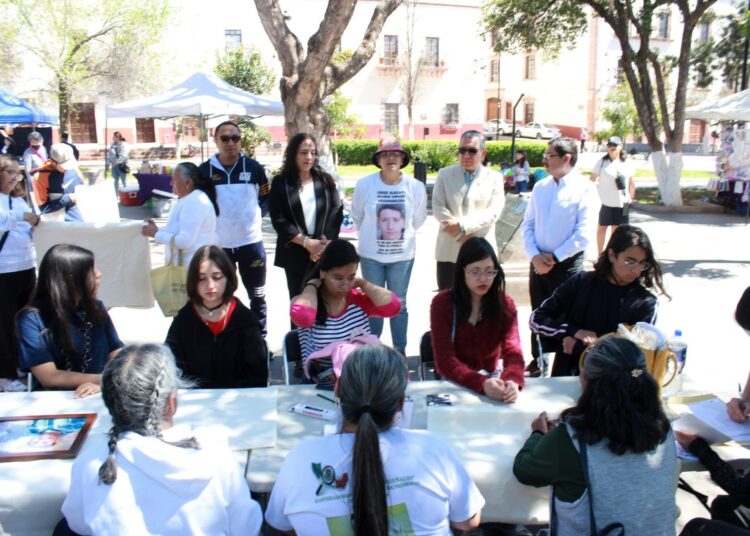 La UAZ seguirá apoyando la lucha de las madres buscadoras, anticipa el rector Ángel Román