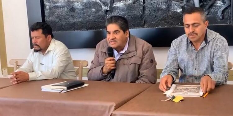 Frioleros bloquearán carreteras mañana; sigue el problema de acopio