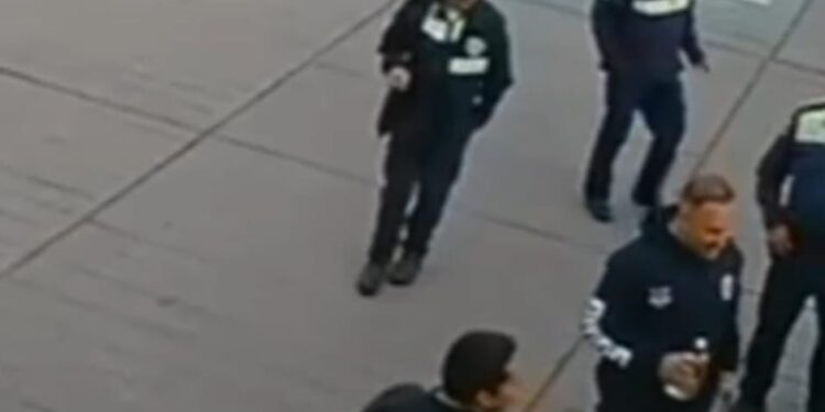 Policías viales que fueron captados en video tomando bebidas embriagantes, serán investigados
