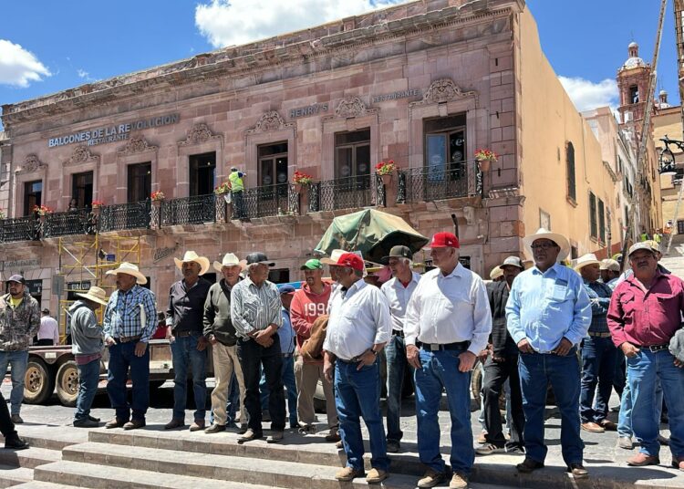 Siete días de protestas de frijoleros zacatecanos, ante oídos sordos del gobierno