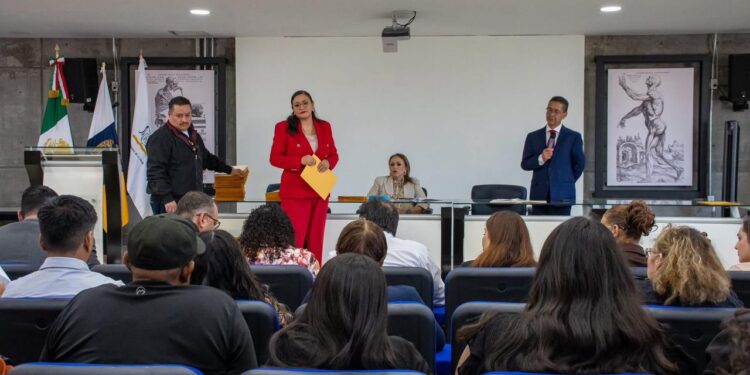 Analizan 372 casos para su ingreso a Ciencias de la Salud de la UAZ