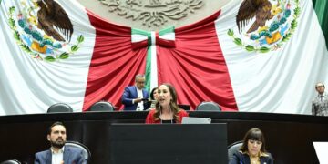 ESCUCHAR Y CUMPLIR