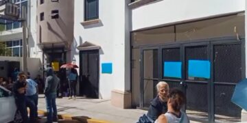 ISSSTEZAC no entregó bono de despensa a 400 trbajadores; hicieron paro