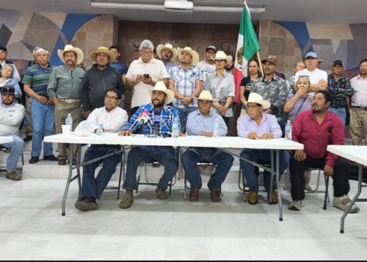 David Monreal propuso un diálogo que no llega; productores invitan a mesa de negociación