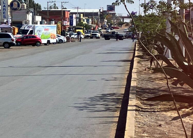 Colonos de Los Conventos exigen puente peatonal; los políticos solo lo prometen en campañas