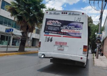 Se amparan ciudadanos contra aumento a tarifa del trasporte y jueza admite el recurso