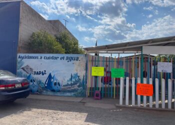 Doblan padres de familia a la SEZ y asigna maestro en el jardín de niños en Guadalupe