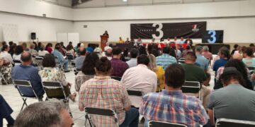 Emotiva despedida de Jenny González, al rendir su último informe al frente del SPAUAZ