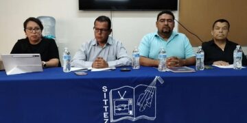 SITTEZ inició paro indefinido de clases; la CNTE suspende labores indefinidas el lunes