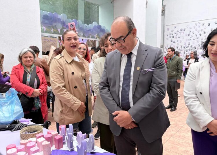 Trascienden las respuestas de examen de ingreso a Medicina; Pide Rector que se investigue