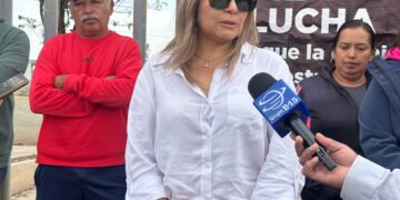Maestros de la 34 SNTE inician plantón indefinido en Plaza de Armas y oficinas del ISSSTE