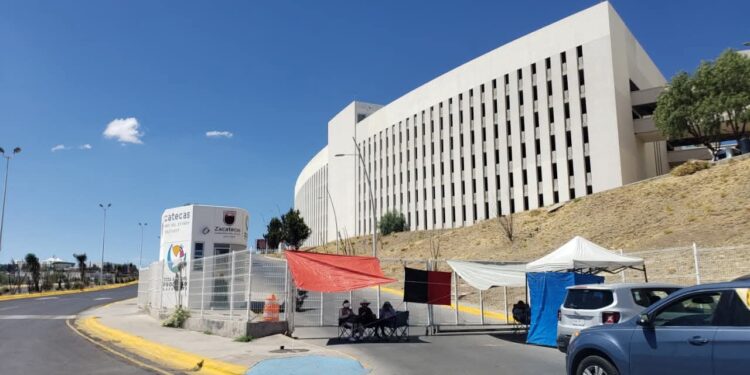 El SITTEZ rechazó propuesta de Gobierno de Hora 32 y mantiene paro de labores