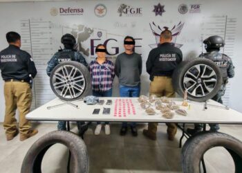 Detienen a dos presuntos ladrones de autopartes y narcomenudistas en Guadalupe