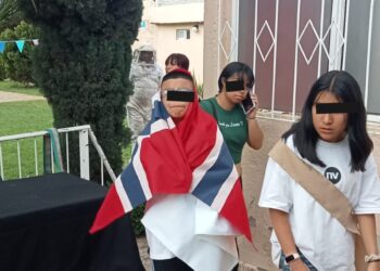 Evacúan a 65 personas de un curso de verano ante ataque de abejas en Guadalupe