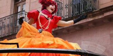 Con “Les Poupée Géantes & Les Tambours”, inició el Festival Internacional de Teatro de Calle