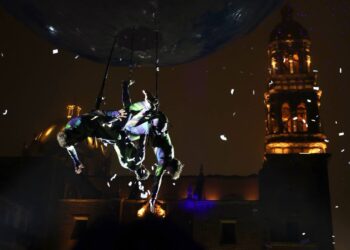 La compañía argentina Élevé Danza Vertical inaugura el Festival Internacional de Calle