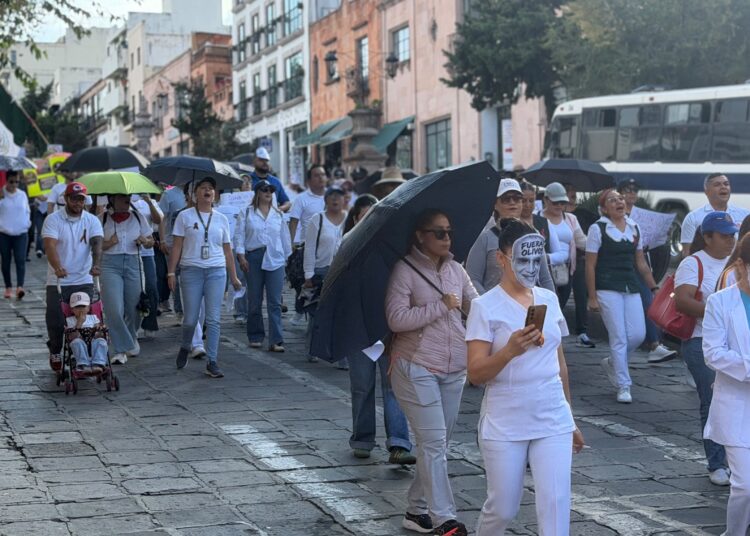 Médicos de IMSS se manifiestan en Zacatecas sin el apoyo de su dirigencia sindical