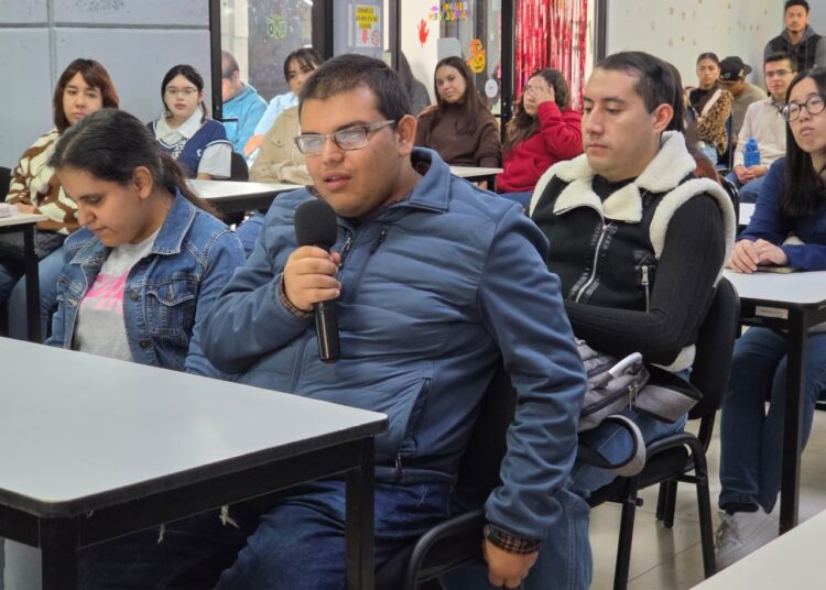 200 estudiantes con discapacidad visual estudian en la UAZ, hay 4 con ceguera total